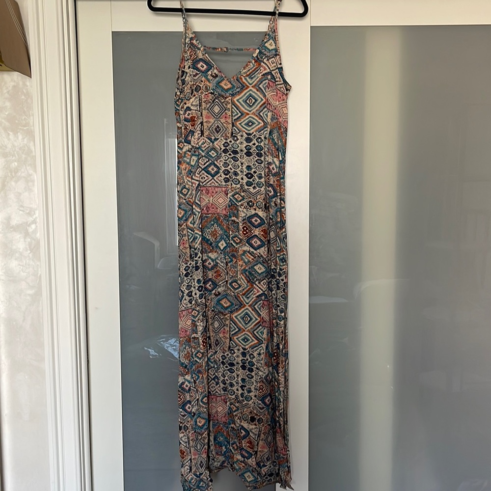 Patterned flowy dress